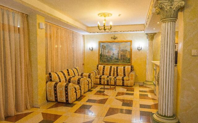 Golden Pearl Hotel