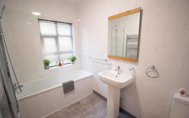 Ideal Lodgings in Bury