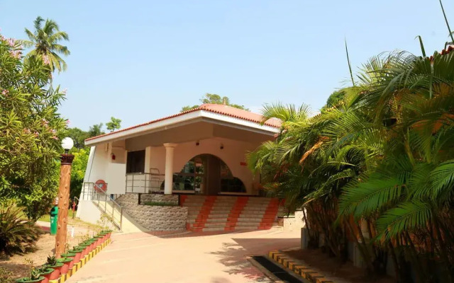 OYO 9992 Panoramic Sea Resort