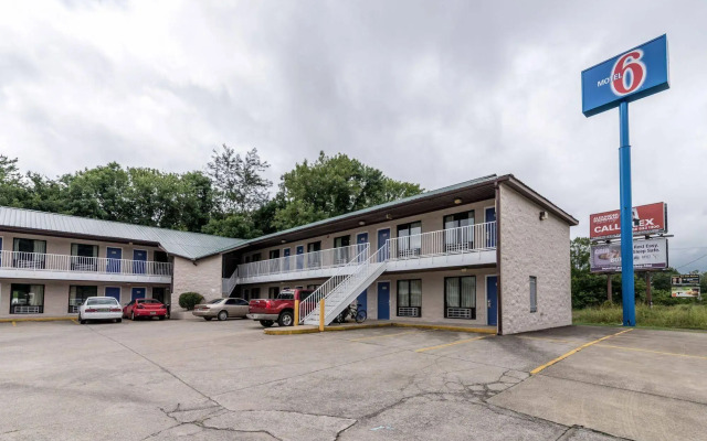 Motel 6 Attalla, AL
