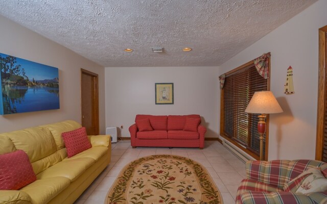 Majestic View 3 Bedroom Townhome