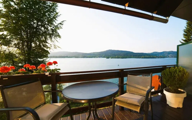 Worth Apartment in Maria in the Garden