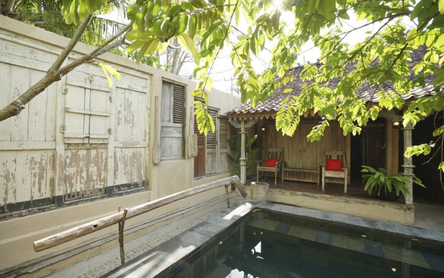 Oyo 2523 Kayu Beach Villa