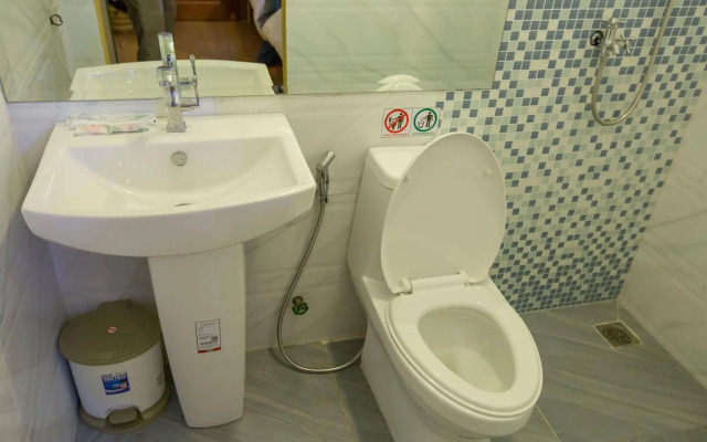 Precious House Guesthouse
