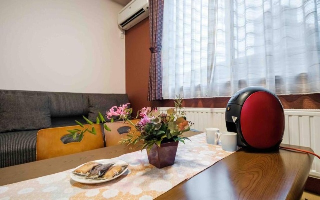 4LDK 　大人数向け　最大13名　駐車場1台完備　地下鉄駅から500m – Guest Rooms – Sapporo