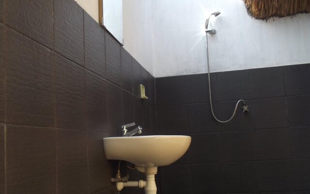 Flush Bungalows