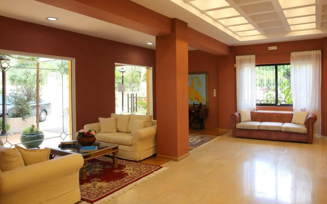 Sunrise Inn Hotel