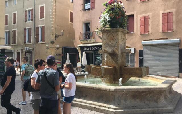 Aux 4 FONTAINES