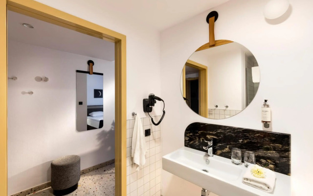 Hotel Antares