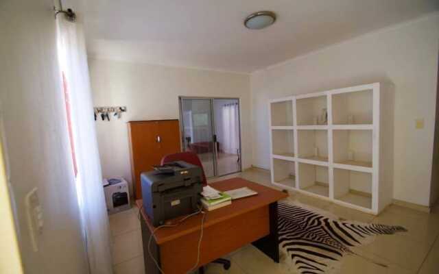 Mo-Nize Villa Guesthouse