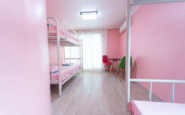 Sounlin Guesthouse - Caters to Women