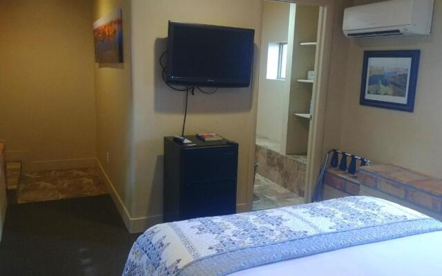 Lake Powell Motel