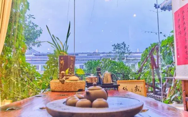 Danxia Mountain Fengqing Hostel