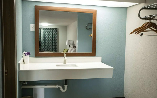 Knights Inn Mount Airy