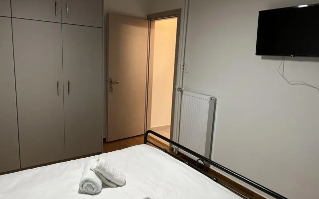 Adelais in Piraeus With 1 Bedrooms and 1 Bathrooms