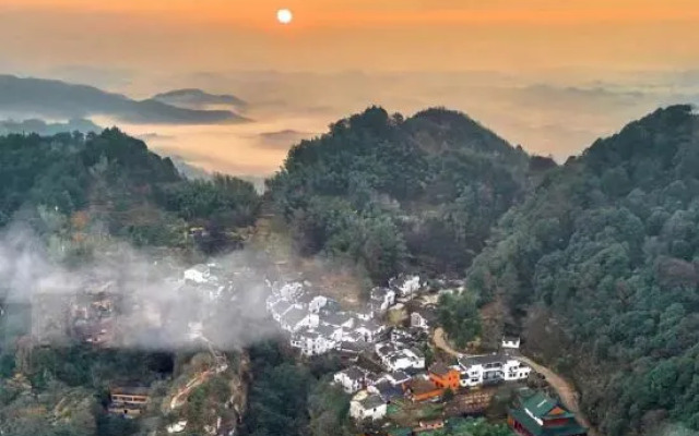 Yuxi Jianting Homestay Hotel