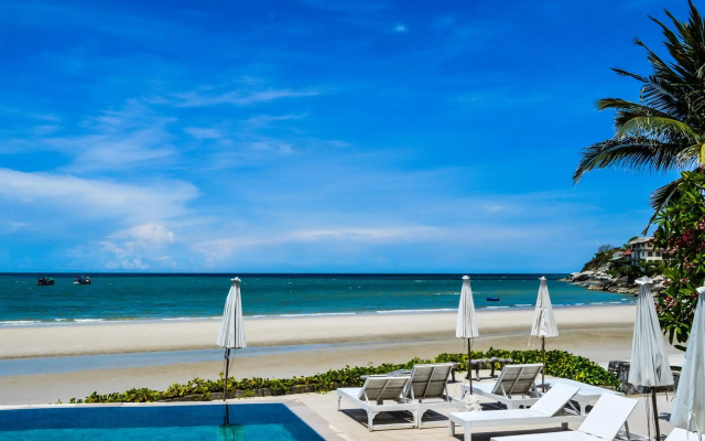 Nern Chalet Beachfront Hotel