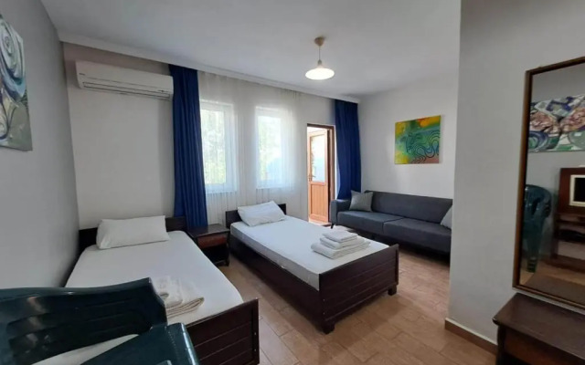 Zeytin Suit Bozcaada