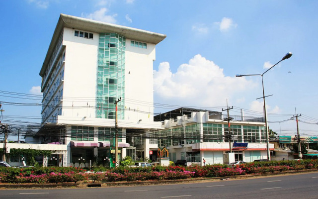 V Verve Service Apartment Hotel