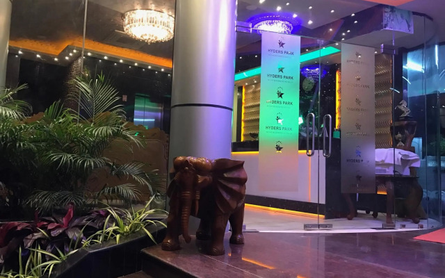 Hyders Park - The Business Hotel