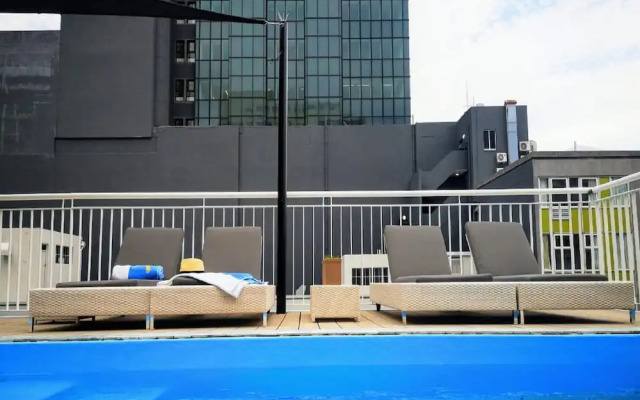 Urban Oasis ApartHotel