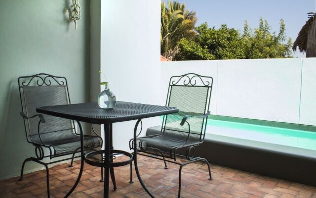 Madre Tierra Apartments