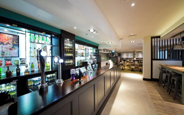 Premier Inn Edinburgh Cc Royal Mile