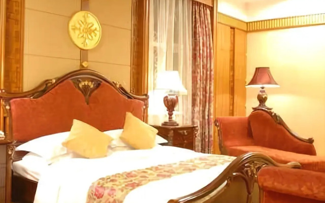 Longcheng Garden Hotel