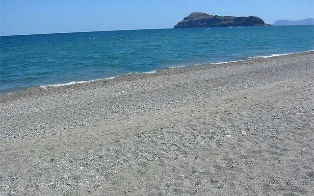 Panos Beach Hotel