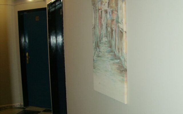 Hostel Marki