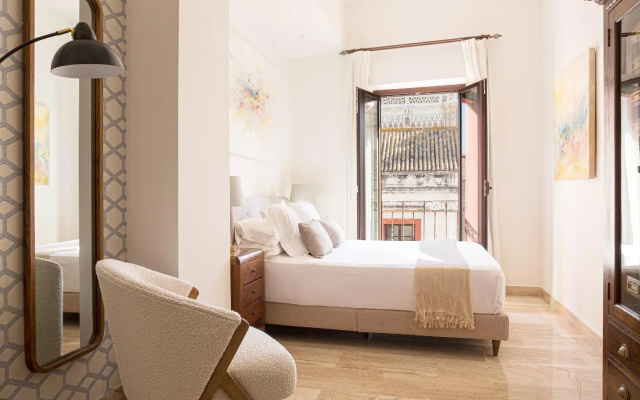 Puerta Catedral Apartments