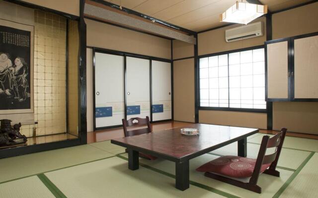 Kusatsu Onsen Kiyoshigekan