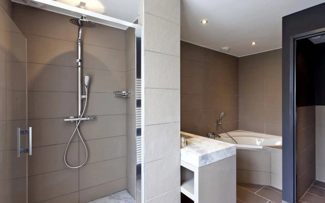 Logis Hostellerie St Germain