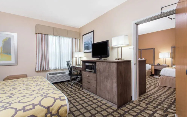 Baymont Inn & Suites Plymouth