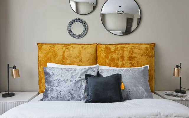 Апартаменты на набережной реки Каменки 15к1