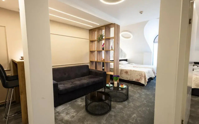 Garni Hotel Lotos