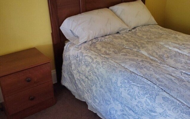 Cozy 2-bedroom in Cleveland