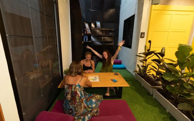 Khaosan Social Capsule Bangkok - Adult Only - Hostel