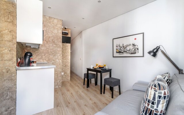 JOIVY Cosy 1-Bed Flat W/Seaview In Alfama