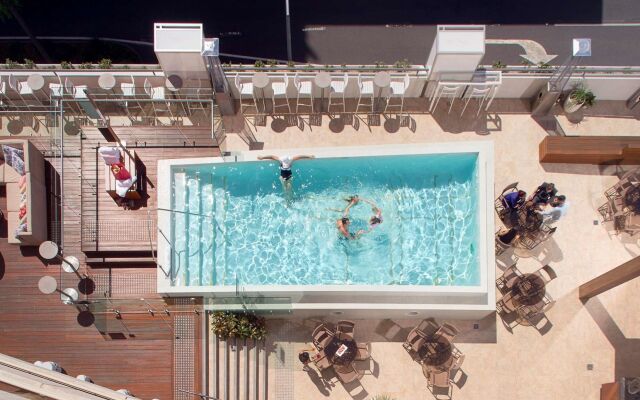 Rydges South Bank