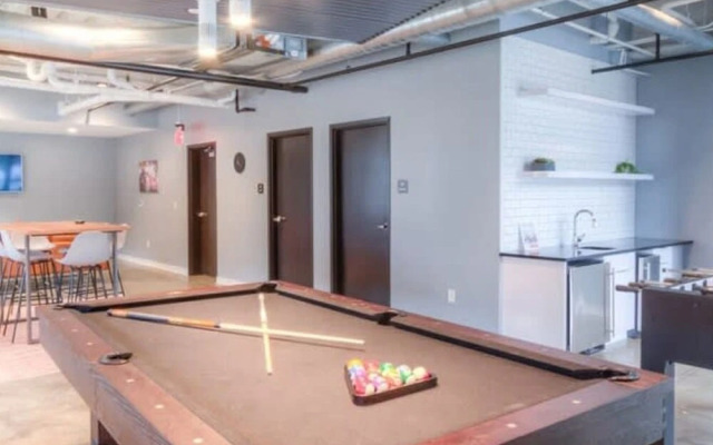 Cozysuites Modern 1BR Lawrenceville