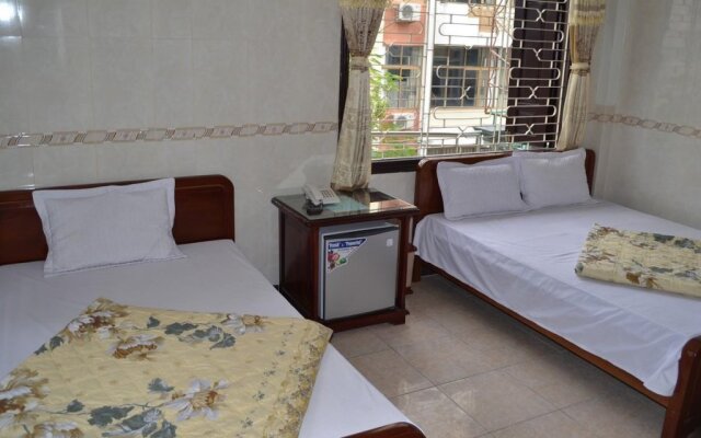 Hong Quang Hotel