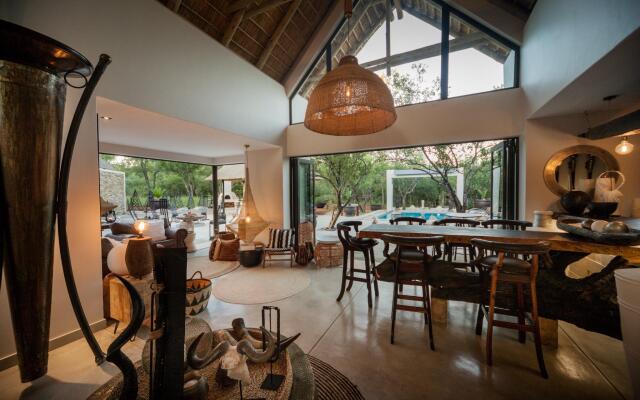 African Flair Boutique Safari Lodge