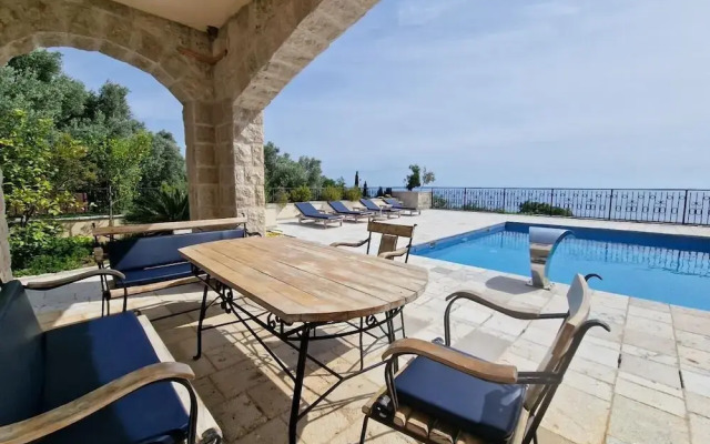 Connected Villas with Sea View