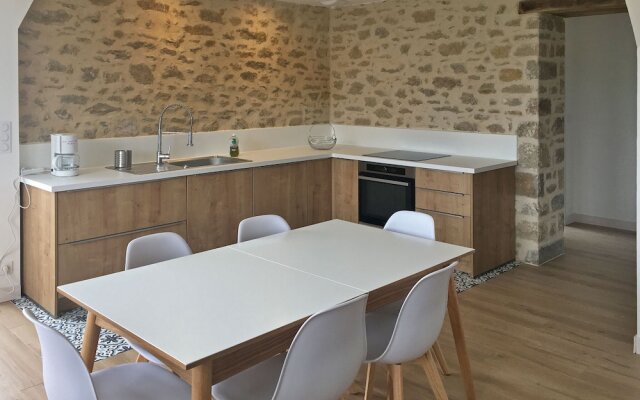 Cozy Holiday Home in Santec With Private Garden