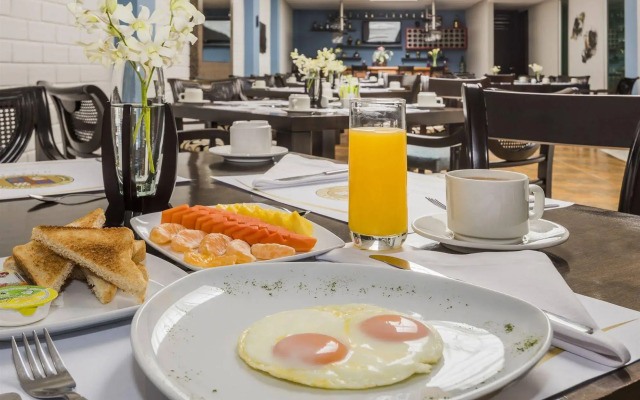 Hotel Egina Medellín