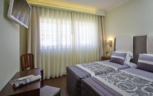 Welcome In - Suites & Hostel
