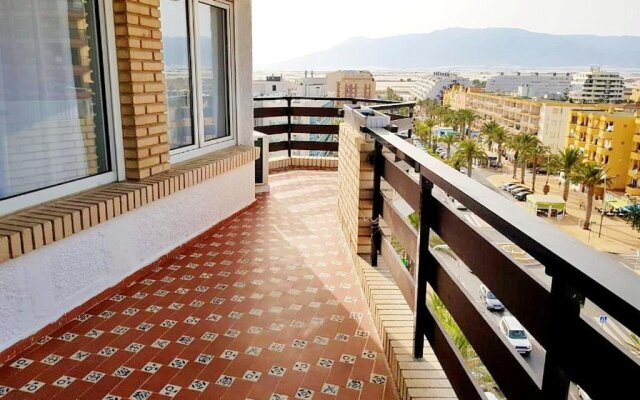 Apartamento Roquetas de Mar Urbanización, 2 dormitorios, Gran Terraza con vista al mar, wi-fi, parking y piscina