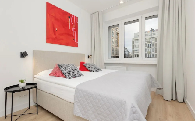 3-bedroom Apartment in Warsaw by Renters