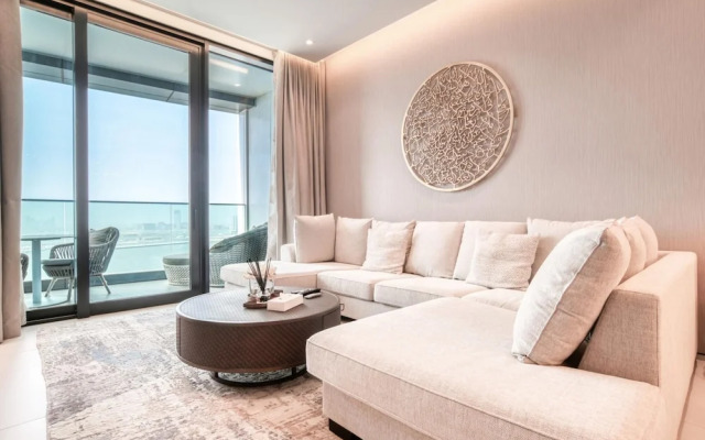 Picturesque Balcony and Beach Haven at Address JBR